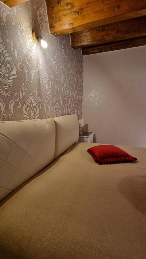 B&B Palazzo Del Contestabile Troia ภายนอก รูปภาพ