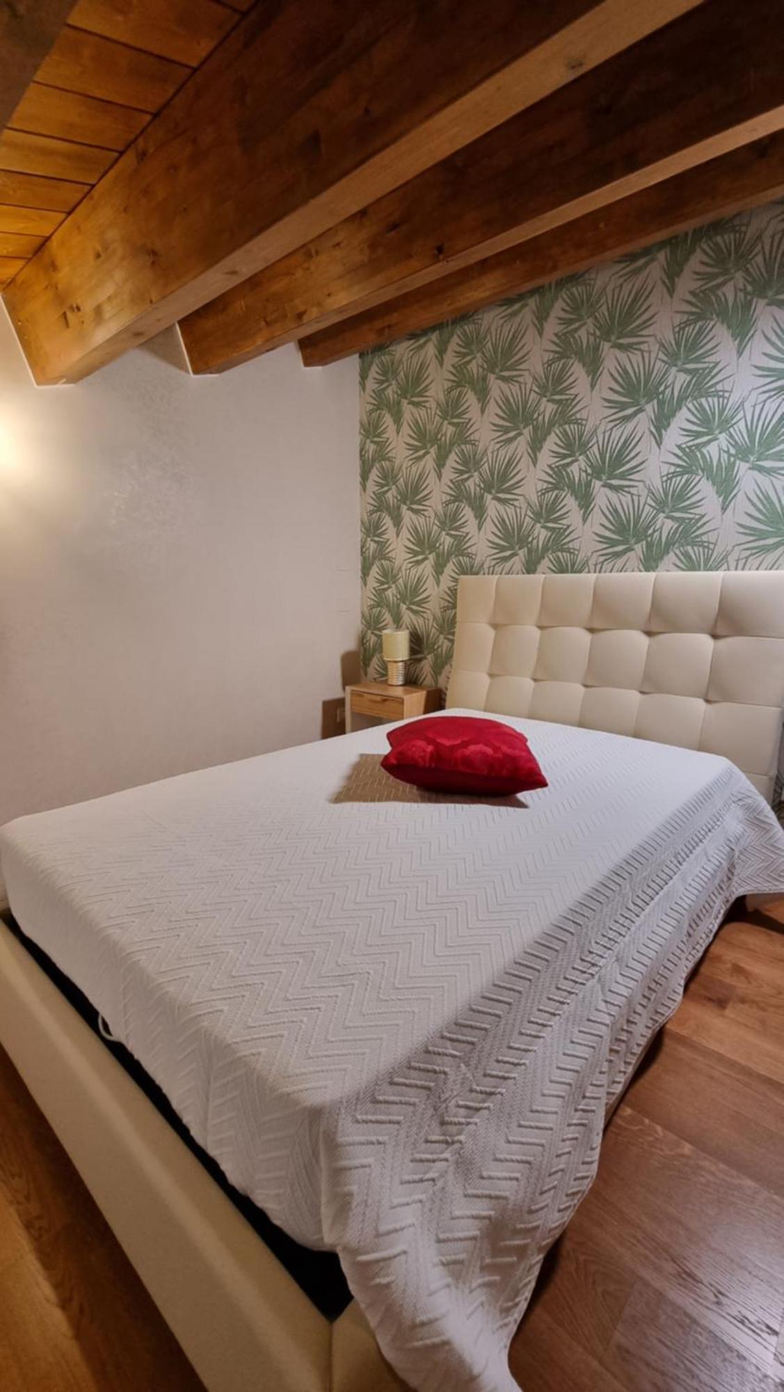 B&B Palazzo Del Contestabile Troia ภายนอก รูปภาพ